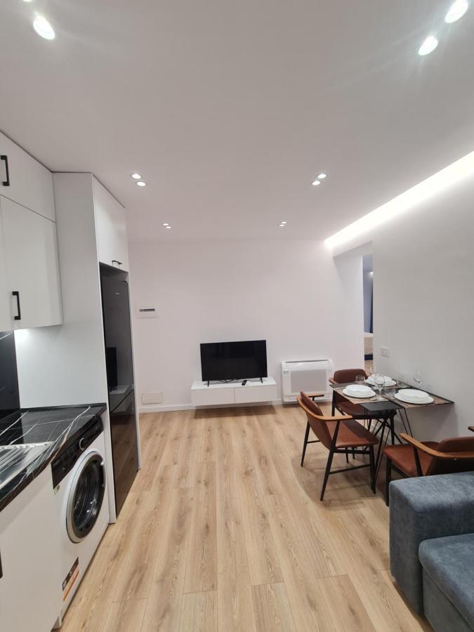 Am Luxury Apartment 地拉那 外观 照片
